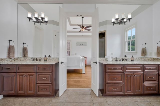 1038 Falling Leaf Cir, Brentwood, TN 37027