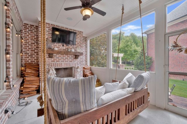 1038 Falling Leaf Cir, Brentwood, TN 37027