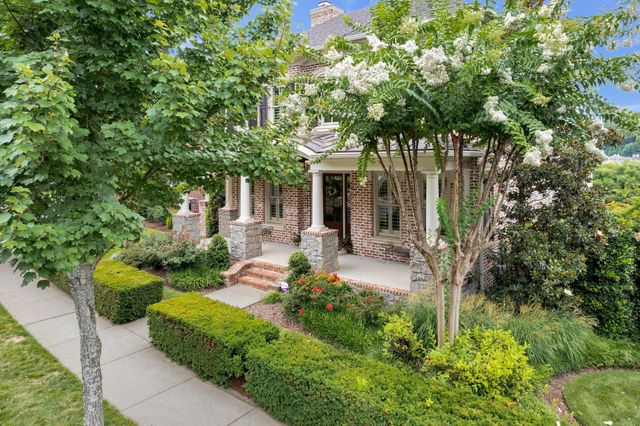 1038 Falling Leaf Cir, Brentwood, TN 37027