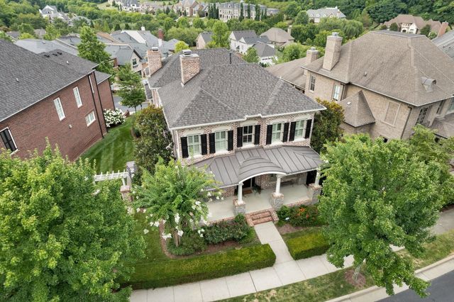 1038 Falling Leaf Cir, Brentwood, TN 37027