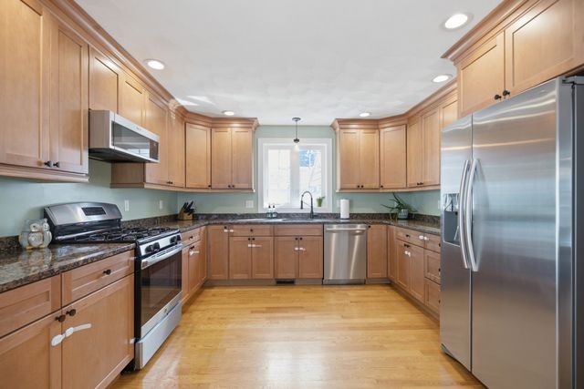 271 Lebanon St, Malden, MA 02148
