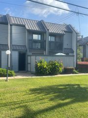 5056 Glenmont Drive, Houston, TX 77081