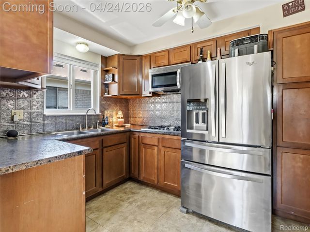 19922 Fox, Redford Charter Township, MI 48240