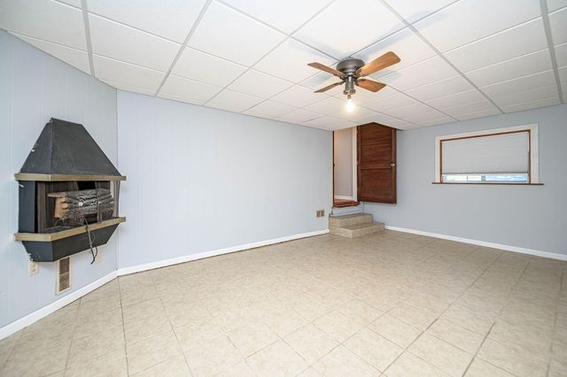 4104 LAMP LN, Columbia, MO 65202