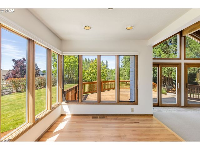 13755 Nw BURTON St, Portland, OR 97229