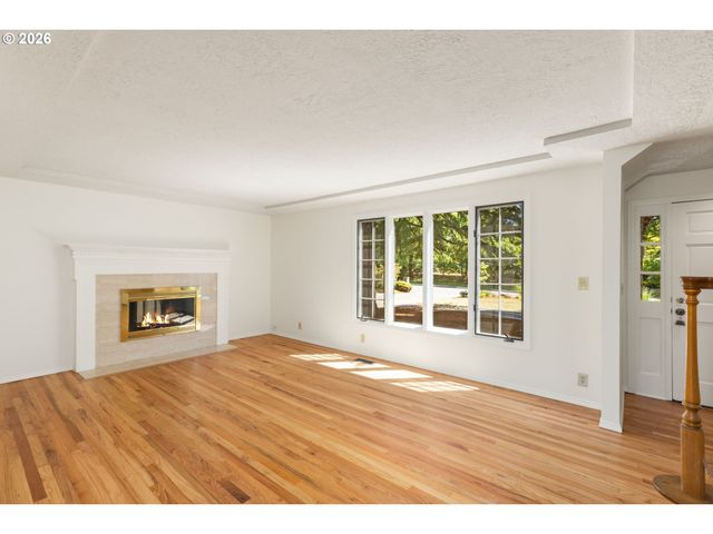 13755 Nw BURTON St, Portland, OR 97229