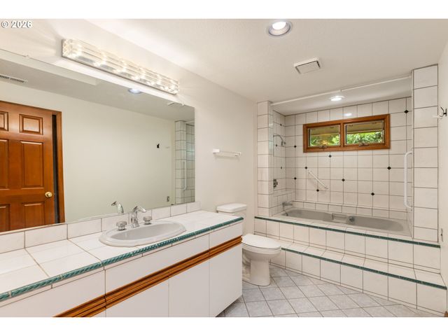 13755 Nw BURTON St, Portland, OR 97229