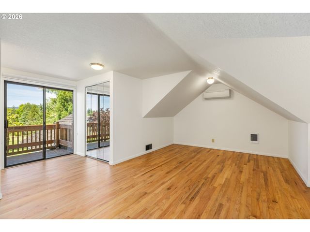 13755 Nw BURTON St, Portland, OR 97229