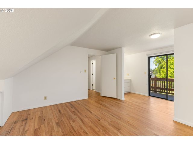 13755 Nw BURTON St, Portland, OR 97229