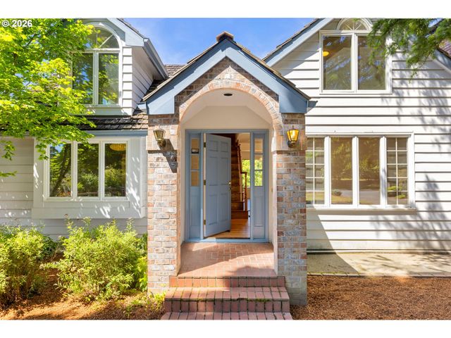 13755 Nw BURTON St, Portland, OR 97229