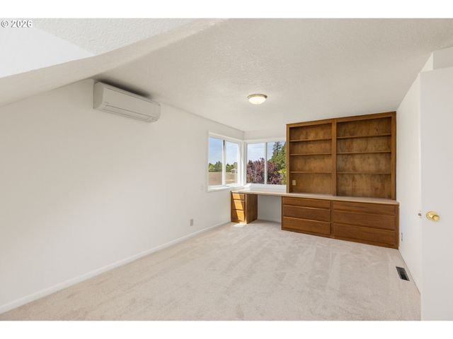13755 Nw BURTON St, Portland, OR 97229