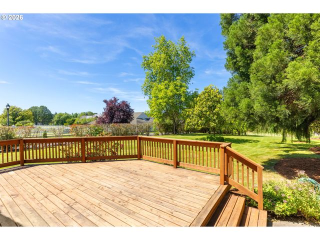 13755 Nw BURTON St, Portland, OR 97229