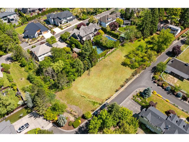13755 Nw BURTON St, Portland, OR 97229