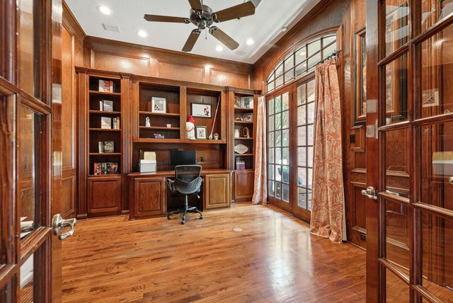 308 Oldenwood Court, Colleyville, TX 76034