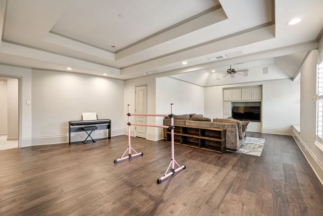 308 Oldenwood Court, Colleyville, TX 76034