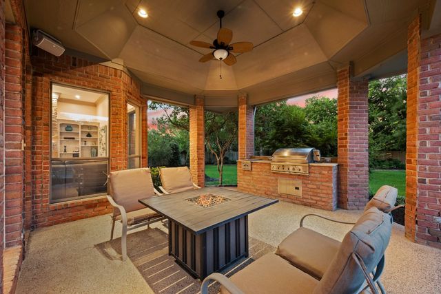 308 Oldenwood Court, Colleyville, TX 76034