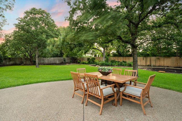 308 Oldenwood Court, Colleyville, TX 76034
