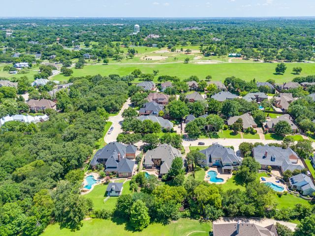 308 Oldenwood Court, Colleyville, TX 76034