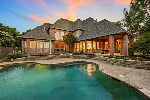 308 Oldenwood Court, Colleyville, TX 76034