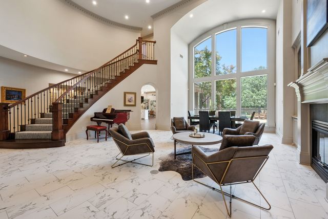 308 Oldenwood Court, Colleyville, TX 76034