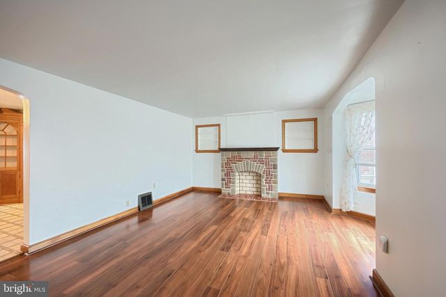 216 LUMBER ST, Littlestown, PA 17340