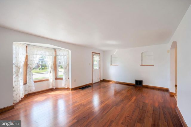 216 LUMBER ST, Littlestown, PA 17340