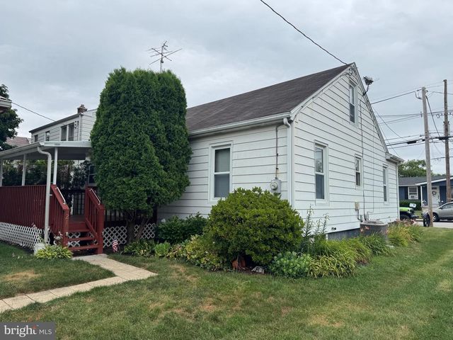 216 LUMBER ST, Littlestown, PA 17340