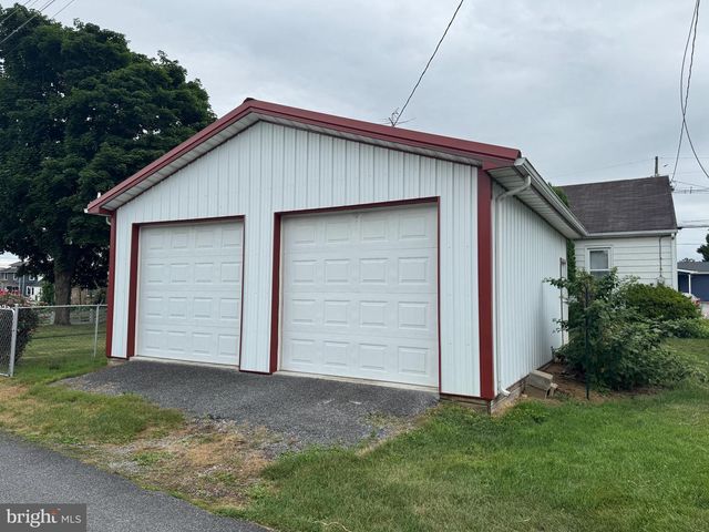 216 LUMBER ST, Littlestown, PA 17340