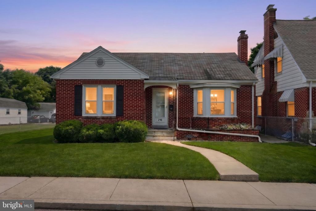 216 LUMBER ST, Littlestown, PA 17340