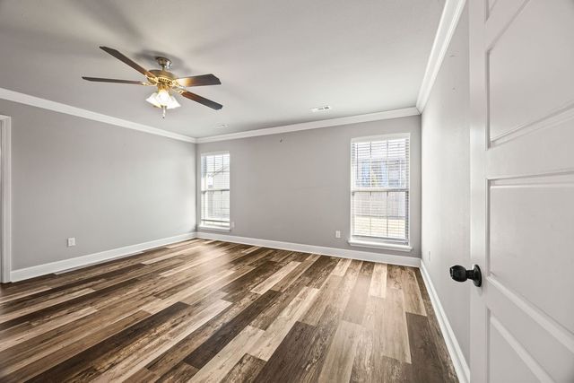 6100 NW McClellen Street, Bentonville, AR 72713