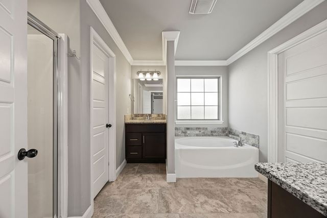 6100 NW McClellen Street, Bentonville, AR 72713