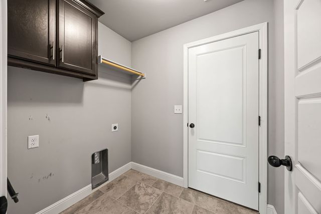 6100 NW McClellen Street, Bentonville, AR 72713