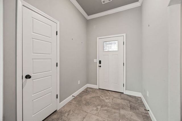 6100 NW McClellen Street, Bentonville, AR 72713