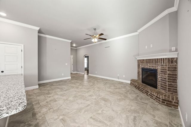 6100 NW McClellen Street, Bentonville, AR 72713