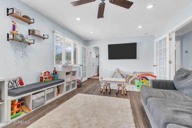 45 Croman Court, Hazlet, NJ 07730