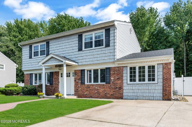 45 Croman Court, Hazlet, NJ 07730