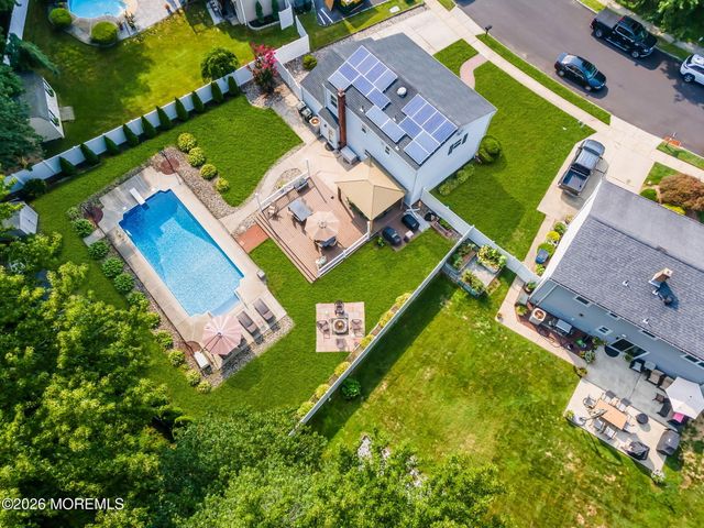 45 Croman Court, Hazlet, NJ 07730