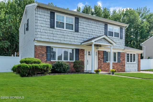 45 Croman Court, Hazlet, NJ 07730