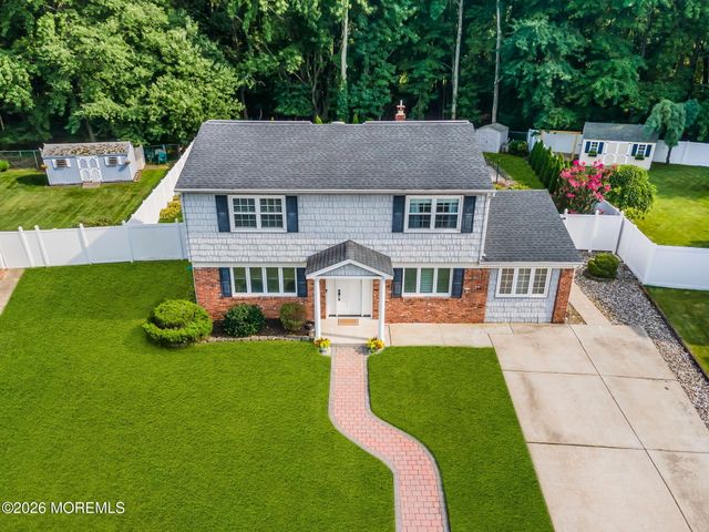 45 Croman Court, Hazlet, NJ 07730