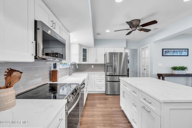 45 Croman Court, Hazlet, NJ 07730