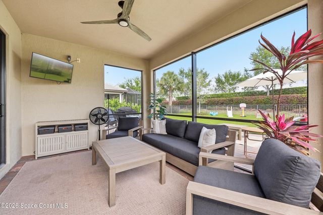 127 SE Courances Drive, Port St. Lucie, FL 34984
