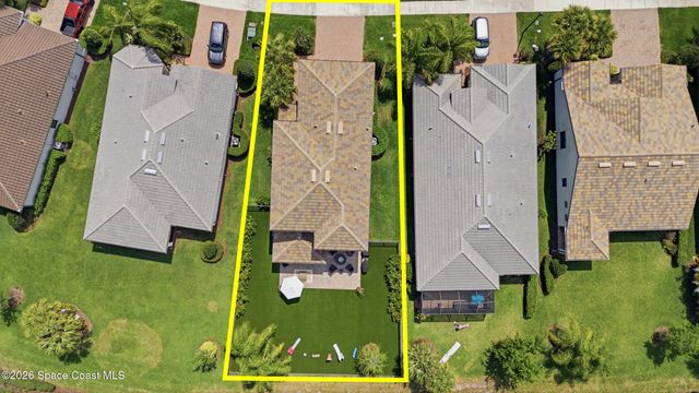127 SE Courances Drive, Port St. Lucie, FL 34984