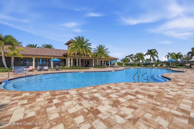 127 SE Courances Drive, Port St. Lucie, FL 34984