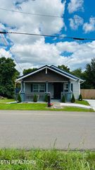 122 Pickering St, Knoxville, TN 37914