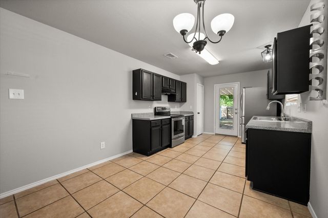 4548 Via James Jacob, Dallas, TX 75211