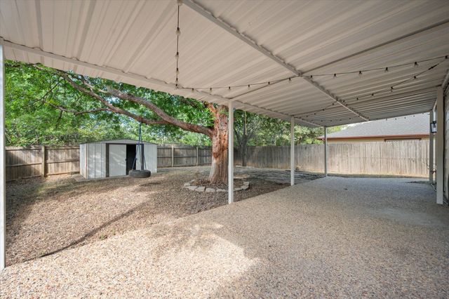 4548 Via James Jacob, Dallas, TX 75211