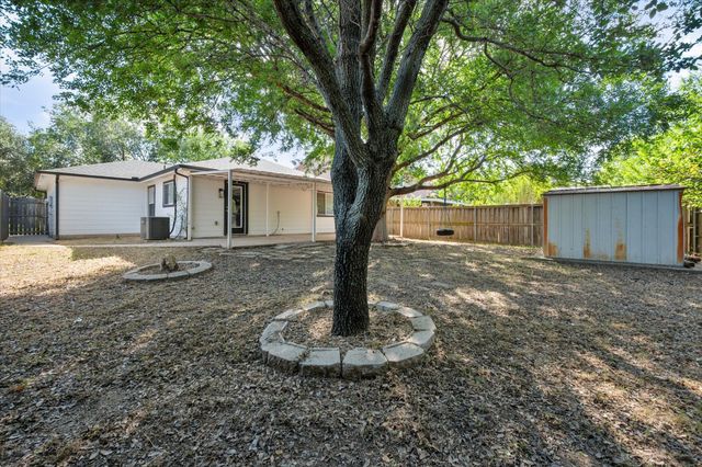 4548 Via James Jacob, Dallas, TX 75211