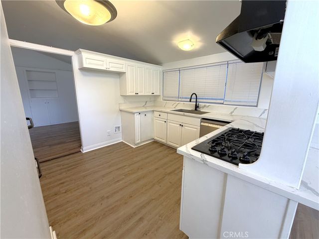 22238 Flanco Road, Woodland Hills, CA 91364