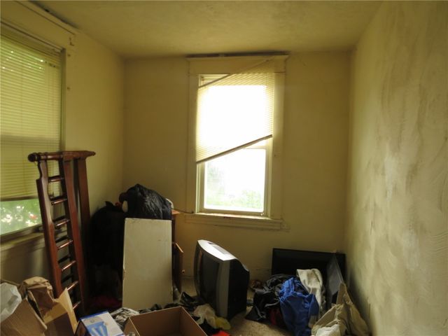 146 Wilker Ave, Aliquippa, PA 15001