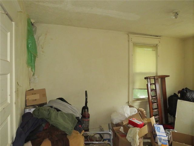 146 Wilker Ave, Aliquippa, PA 15001